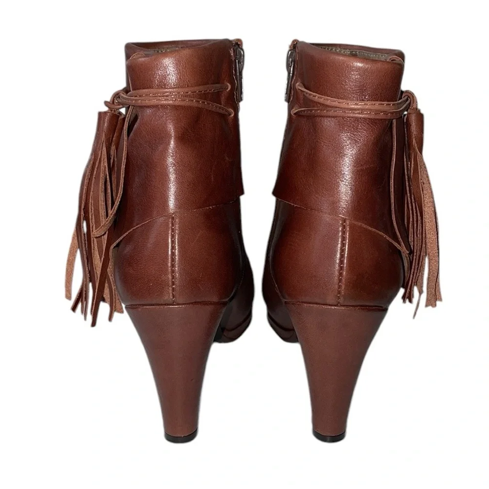 Estefania Marco brown leather heel booties. Tassles. Made in Spain. Size EUR 40.